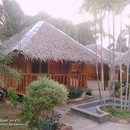 Ezekiel'S Native Inn Panglao Exterior photo